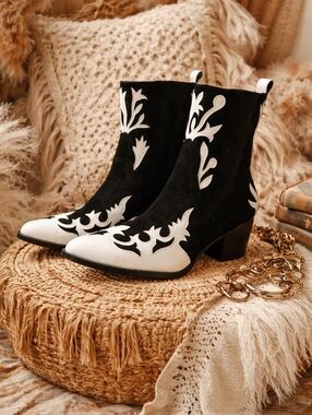 Coconuts by Matisse Canyon Black/White Western Boots, 6.5, Festival, Southwest